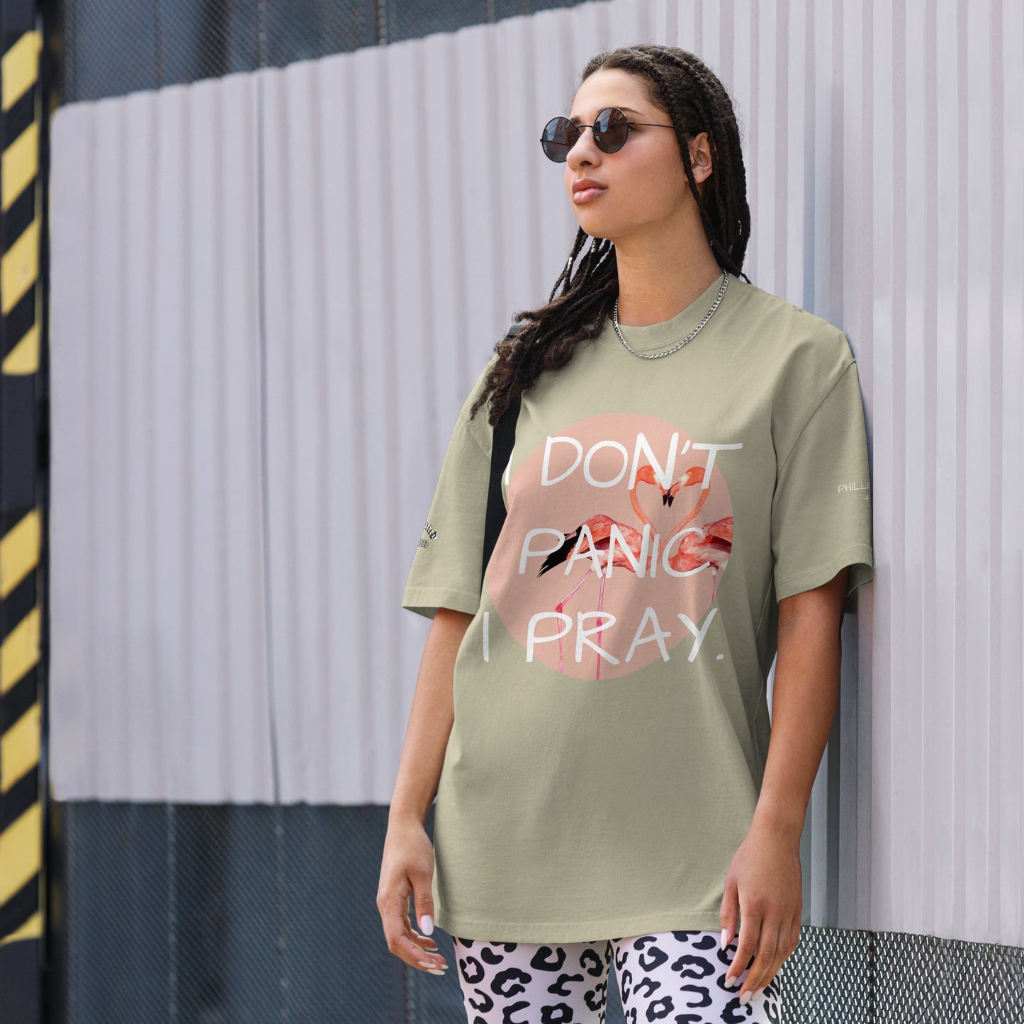 I DON'T PANIC, I PRAY.- Oversized faded t-shirt